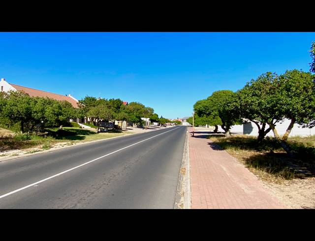 681M² VACANT LAND FOR SALE IN PORT OWEN